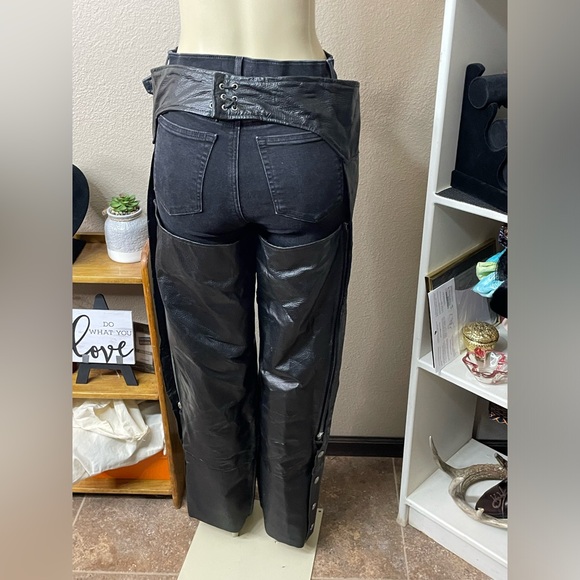 🖤L Vintage Great Used Condition Diamond Plate Buffalo Leather Chaps - Picture 3 of 7